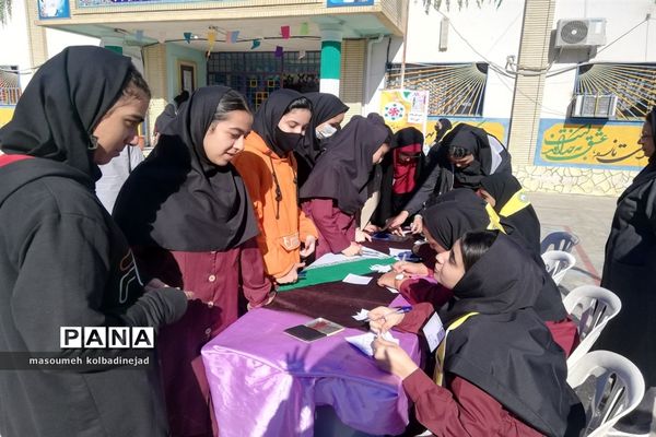 انتخابات شورای دانش‌آموزی در دبیرستان مائده گلوگاه