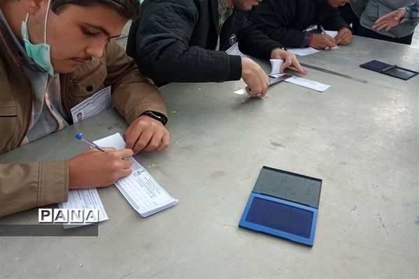 انتخابات شورای دانش‌آموزی، تمرین مردم سالاری