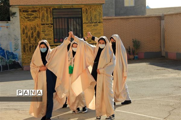 انتخابات شورای دانش‌آموزی دبیرستان طریقت