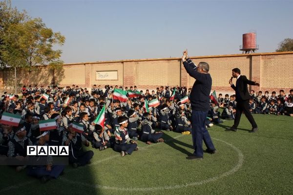 افتتاحیه برنامه رادیو سفیران سلامت در دبستان الجواد جوادآباد