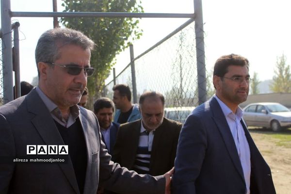 بازدید مدیرکل ورزش و جوانان مازندران از پروژه‌های ورزشی نیمه‌کاره گلوگاه