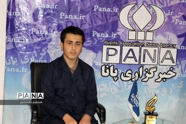تقدیر از دانش‌آموزان برگزیده مسابقه انشانویسی در کرمانشاه