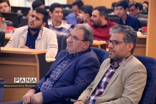 نشست هم‌اندیشی مجلس دانش‌آموزی استان سمنان -2