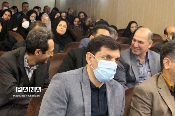 نشست مدیران  مدارس ناحیه یک و دو شهرری