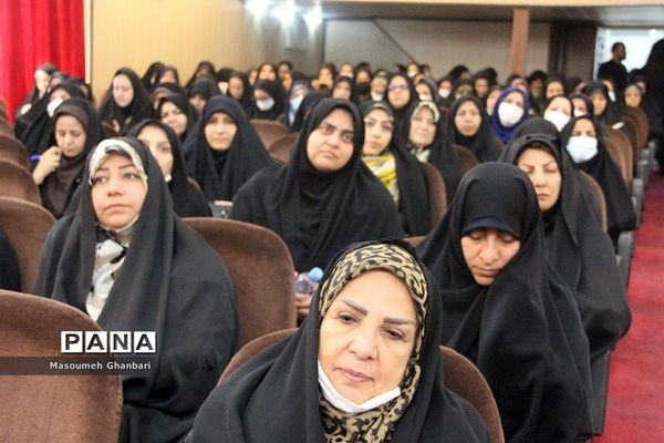 نشست مدیران  مدارس ناحیه یک و دو شهرری