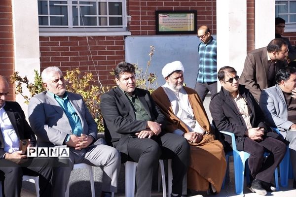 افتتاحیه زمین‌چمن مصنوعی دبیرستان شهیدبهشتی دوره دوم تربت جام