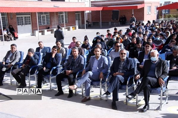 افتتاحیه زمین‌چمن مصنوعی دبیرستان شهیدبهشتی دوره دوم تربت جام