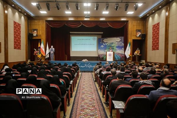 نشست تخصصی تیم پیشرفت مدرسه