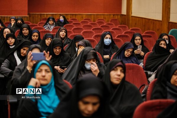 نشست تخصصی تیم پیشرفت مدرسه