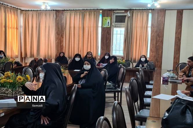 برگزاری دوره ضمن خدمت با عنوان اردو و بازدید در منطقه ۱۳