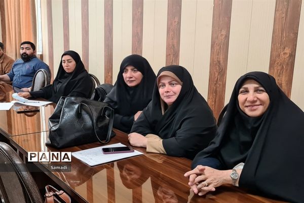 برگزاری دوره ضمن خدمت با عنوان اردو و بازدید در منطقه ۱۳