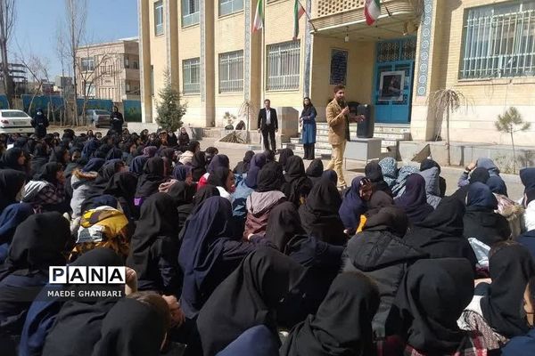 جلسه هم‌اندیشی در مدارس شهرستان پردیس