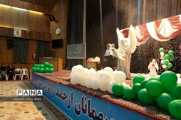 جشن‌تکلیف دبستان اندیشه رودهن