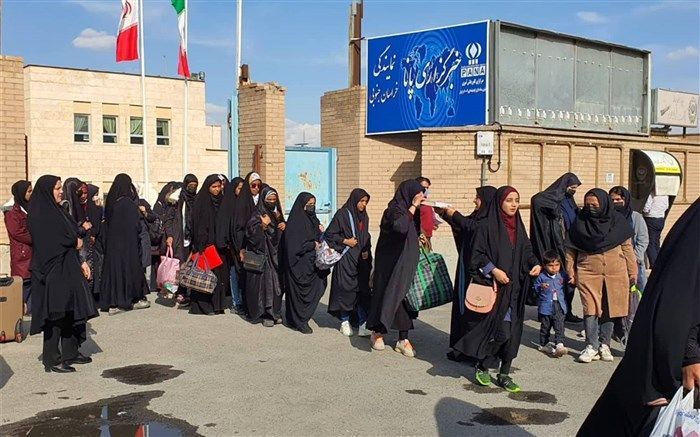 130 دانش‌آموز زیارت اولی خراسان جنوبی به مشهد مقدس اعزام شدند