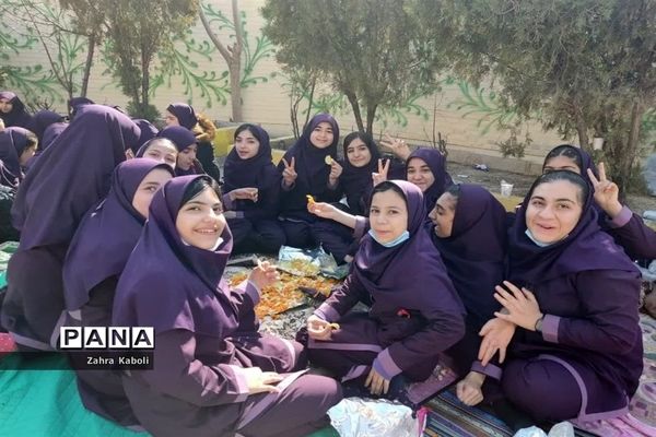 اردوی درون‌مدرسه‌ای دانش‌آموزان آموزشگاه ام‌ابیها(س) اسلامشهر