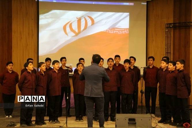 جشنواره فرهنگی هنری فردا در بخش هنرهای آوایی و سرود در سمنان -2
