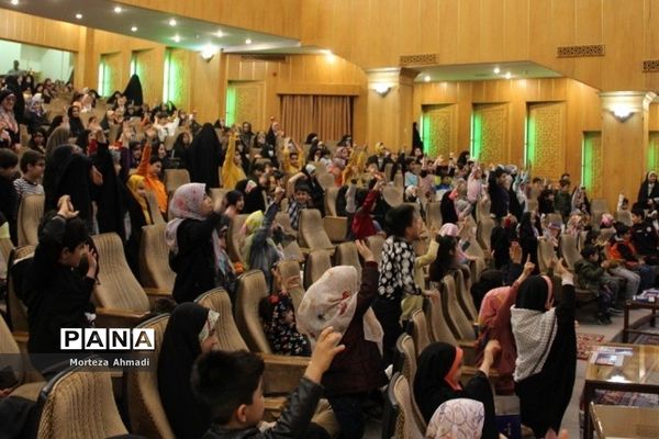 برگزاری جشن کودکانه در آستان مقدس حضرت عبدالعظیم حسنی(ع)