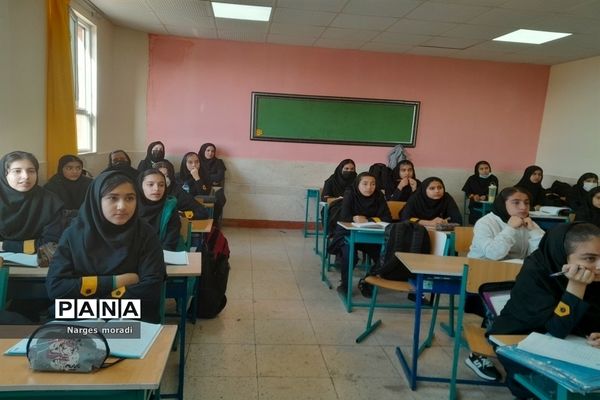 اجرای طرح ایما در دبیرستان شهدای مدافع حرم ملارد