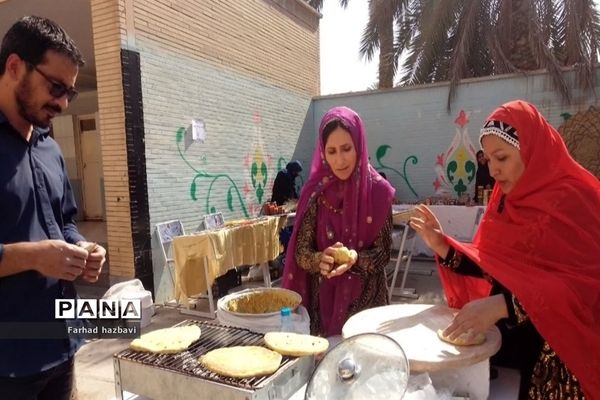 نمایشگاه محصولات فرهنگی و صنایع‌دستی در شهرستان کارون