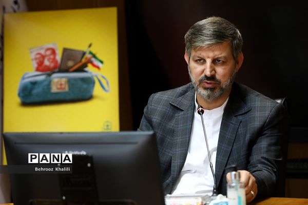نشست مجازی و گفت‌وگوی زنده معاون پرورشی و فرهنگی  وزارت آموزش و پرورش با مشاوران و معاونان و مربیان پرورشی مدارس سراسر کشور