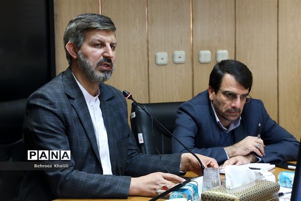 نشست مجازی و گفت‌وگوی زنده معاون پرورشی و فرهنگی  وزارت آموزش و پرورش با مشاوران و معاونان و مربیان پرورشی مدارس سراسر کشور
