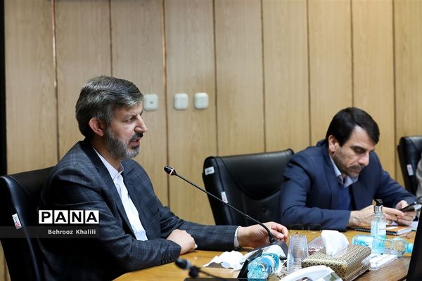 نشست مجازی و گفت‌وگوی زنده معاون پرورشی و فرهنگی  وزارت آموزش و پرورش با مشاوران و معاونان و مربیان پرورشی مدارس سراسر کشور