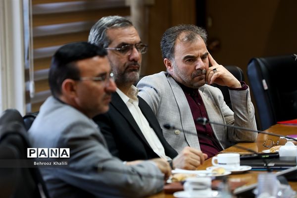نشست مجازی و گفت‌وگوی زنده معاون پرورشی و فرهنگی  وزارت آموزش و پرورش با مشاوران و معاونان و مربیان پرورشی مدارس سراسر کشور