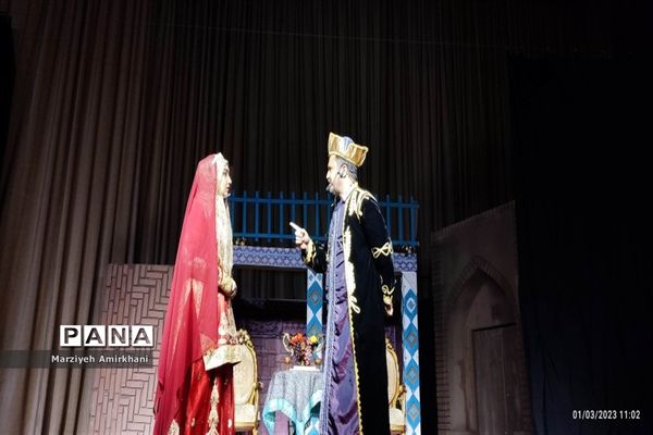 کنسرت نمایش دل آرام در فرهنگسرای شهرکرد