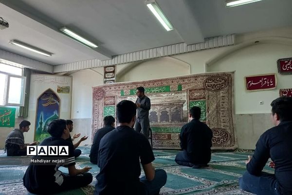 برگزاری جلسات جهاد تبیین در دبیرستان امام علی(ع) یک رودهن