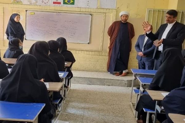 اجرای طرح ایما «اداره یک روز مدارس ایران توسط شورای دانش آموزی» در مدارس شادگان