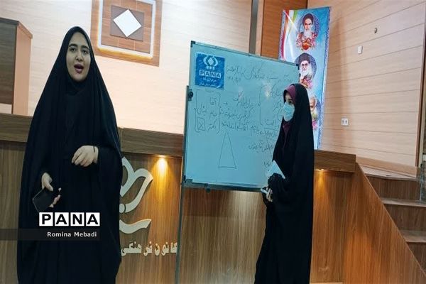 دوره آموزشی خبرنگار،دانش‌آموزان دختر پانا شهرستان اسلامشهر