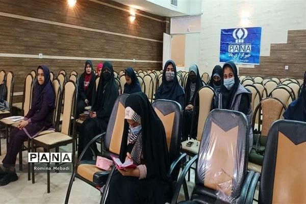 دوره آموزشی خبرنگار،دانش‌آموزان دختر پانا شهرستان اسلامشهر