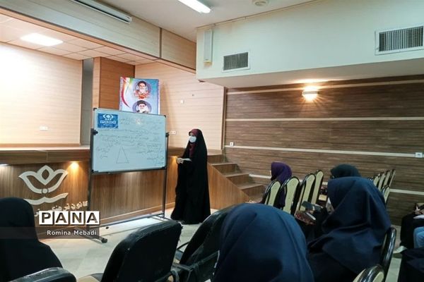 دوره آموزشی خبرنگار،دانش‌آموزان دختر پانا شهرستان اسلامشهر