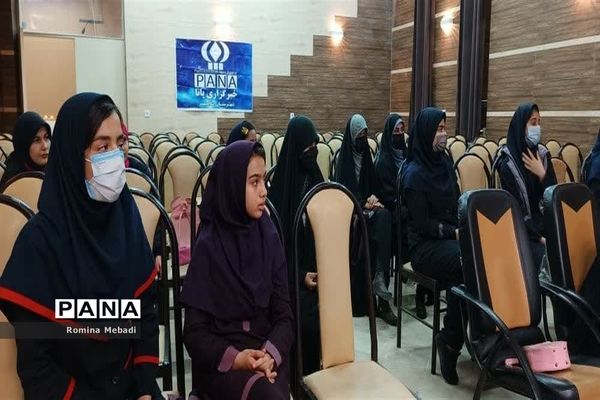 دوره آموزشی خبرنگار،دانش‌آموزان دختر پانا شهرستان اسلامشهر