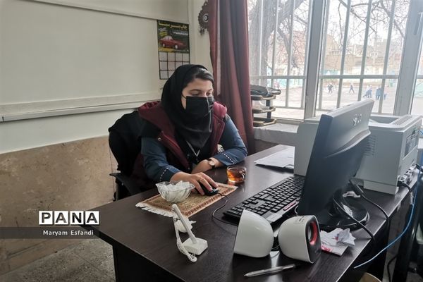 اجرای برنامه ایما ( اداره یک روز مدارس ایران)  در شهرستان اقلید