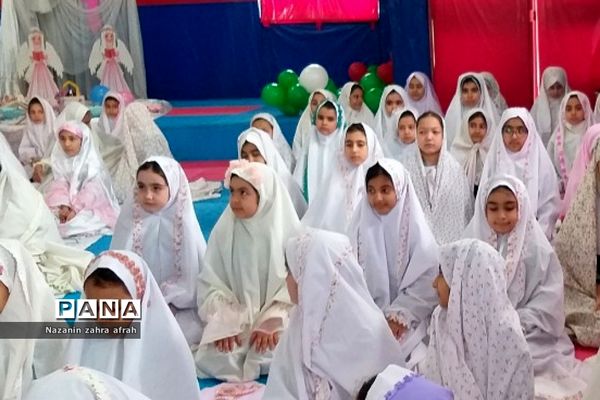 اولین‌ نماز‌های جماعت دانش‌آموزان نومکلف دبستان اندیشه رودهن