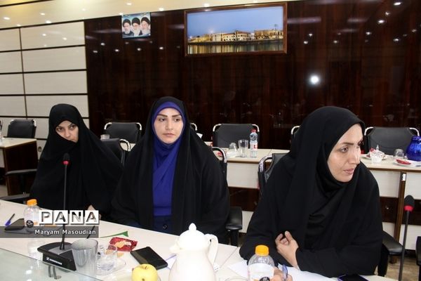 کارگاه توانمند‌سازی با محوریت ارزیابی دستگاه و جشنواره شهید رجایی در بوشهر