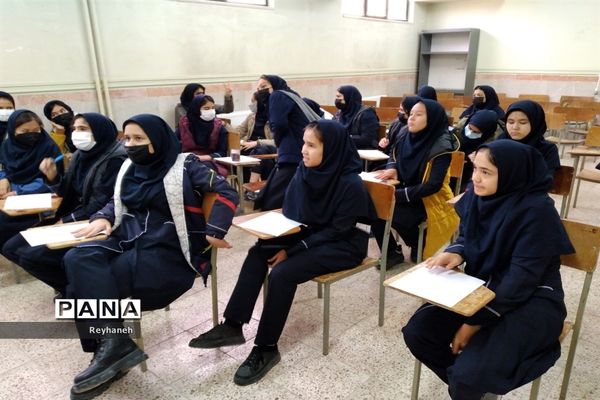 برگزاری طرح دادرس در دبیرستان عدالت شهر جوادآباد