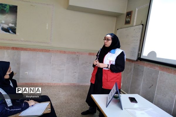 برگزاری طرح دادرس در دبیرستان عدالت شهر جوادآباد
