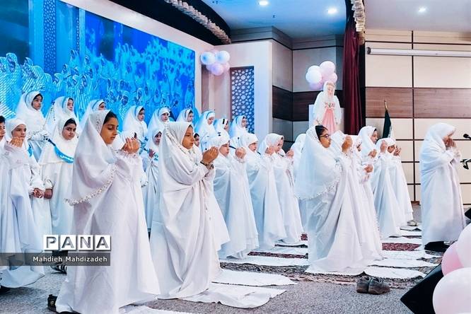 برگزاری جشن تکلیف بزرگ فرشتگان مشهدی