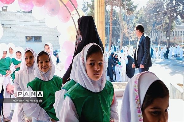 برگزاری جشن تکلیف بزرگ فرشتگان مشهدی