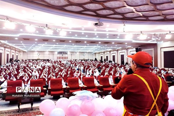 برگزاری جشن تکلیف بزرگ فرشتگان مشهدی