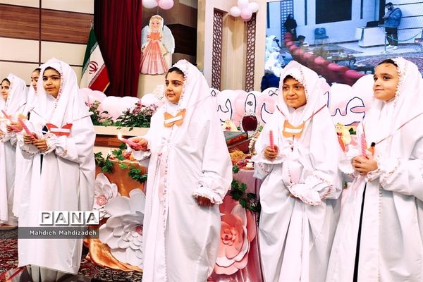 برگزاری جشن تکلیف بزرگ فرشتگان مشهدی