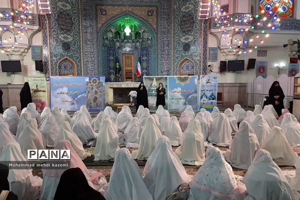 مراسم جشن تکلیف دانش‌آموزان دختر با نیازهای ویژه
