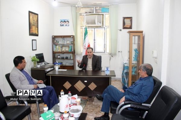 سومین روز فعالیت ستاد ارتباطات مردمی سفر ریاست جمهوری در آموزش و پرورش استان بوشهر