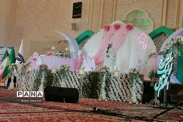 برگزاری جشن تکلیف دختران مدارس غیردولتی نواحی چهارگانه شیراز در حرم مطهر شاهچراغ(ع)