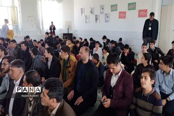 راهیابی دانش‌آموز پسرشهرستان اقلید در چهل و یکمین مسابقات قرآن، عترت و نماز
