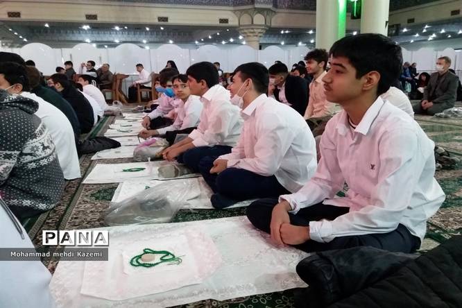 جشن تکلیف دانشآموزان پسر با نیازهای ویژه