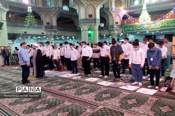 جشن تکلیف دانش‌آموزان پسر با نیازهای ویژه