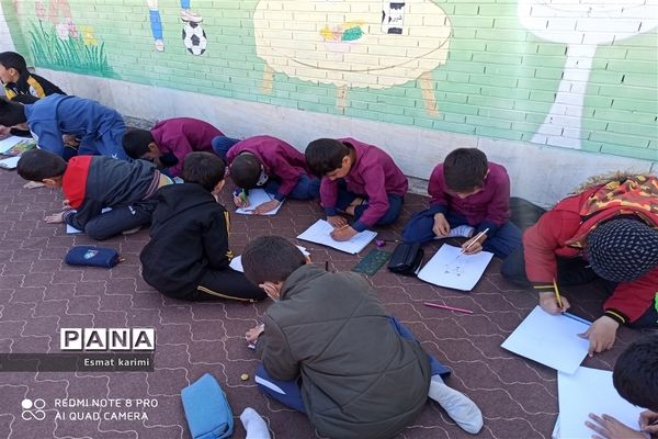 برگزاری مسابقات خط و نقاشی دبستان جیحون شهرستان خاتم